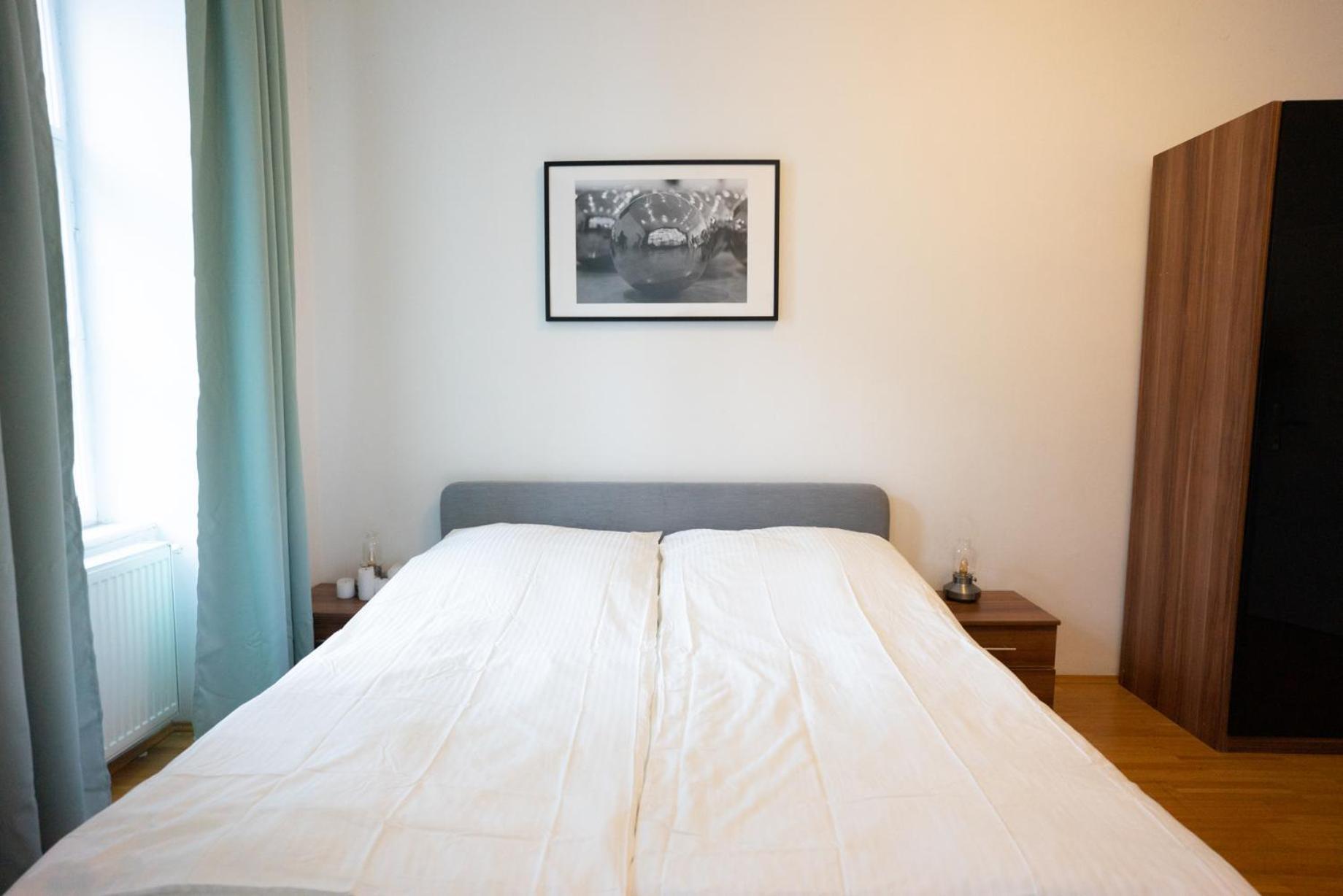Modern 3 Bedroom In Center Wien