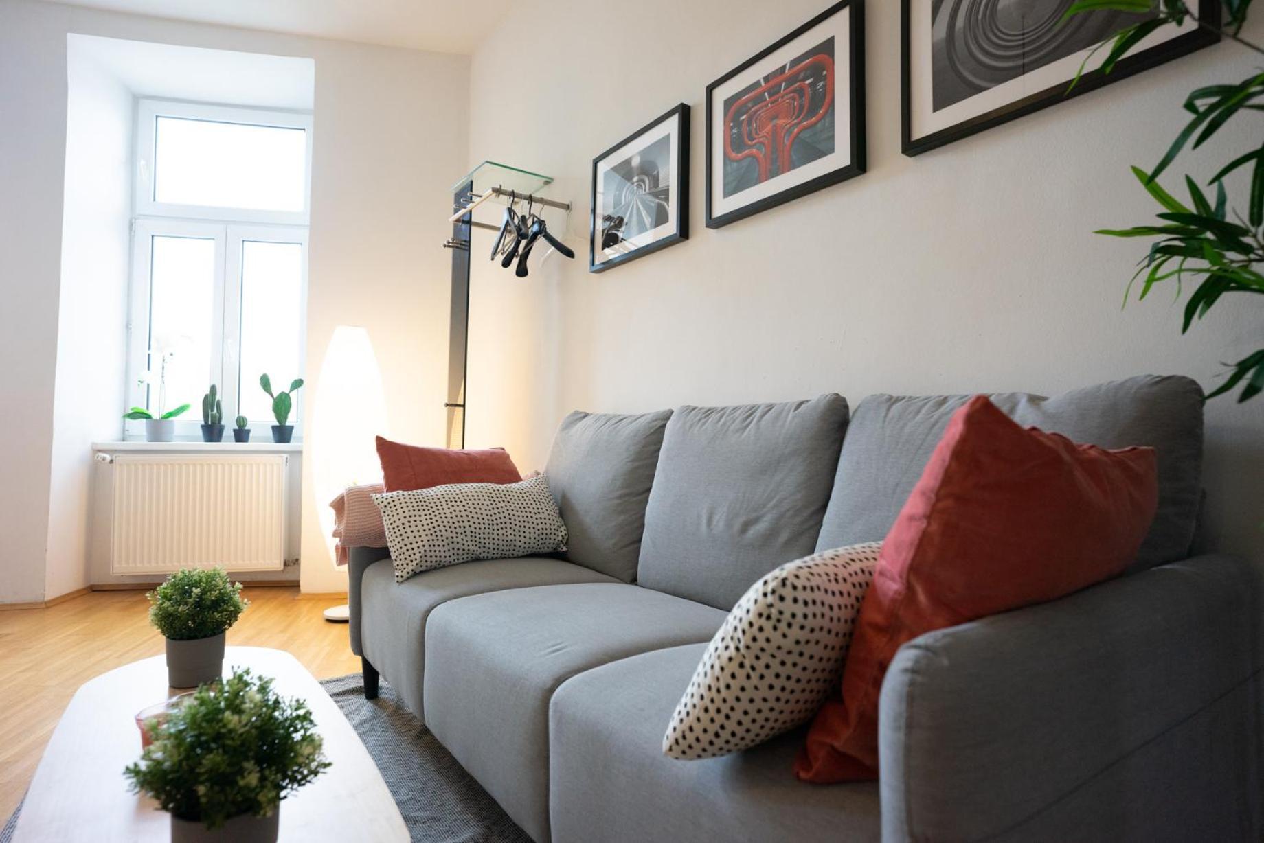 Apartment Modern 3 Bedroom In Center *